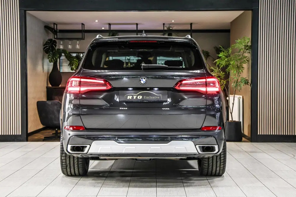BMW X5 xDrive40i High Executive uit 2019, foto 12