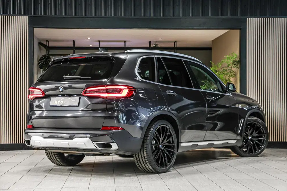 BMW X5 xDrive40i High Executive uit 2019, foto 5