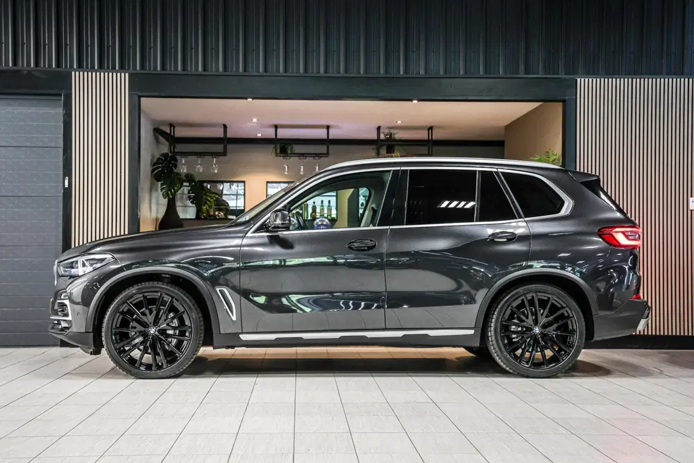BMW X5 xDrive40i High Executive uit 2019, foto 7