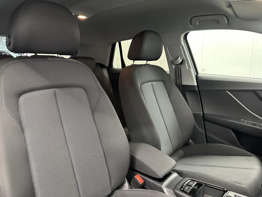 Audi Q2 35 TFSI Pro Line VIRTUAL CARPLAY ECC CRUIS uit 2024, foto 12