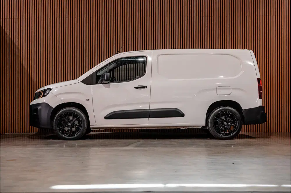 Peugeot Partner 1.5 BlueHDI Long L2H1 uit 2021, foto 4