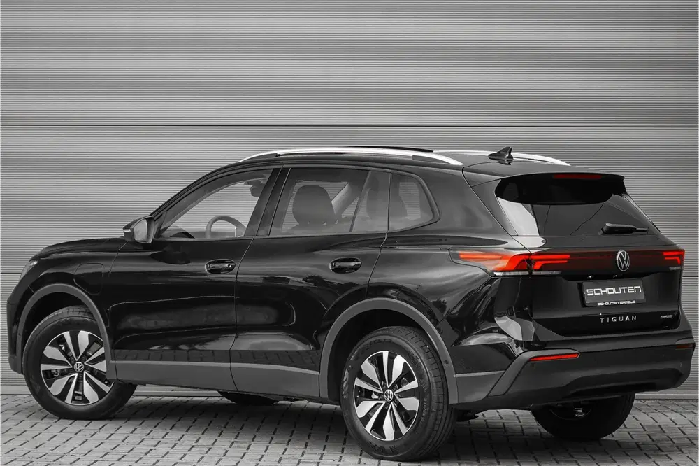 Volkswagen Tiguan 1.5 eHybrid Life IQ Pano Winterpack 360° uit 2026, foto 11