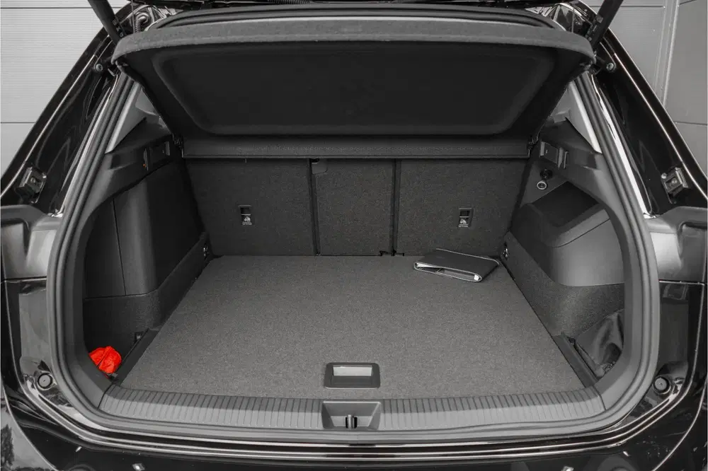Volkswagen Tiguan 1.5 eHybrid Life IQ Pano Winterpack 360° uit 2026, foto 7