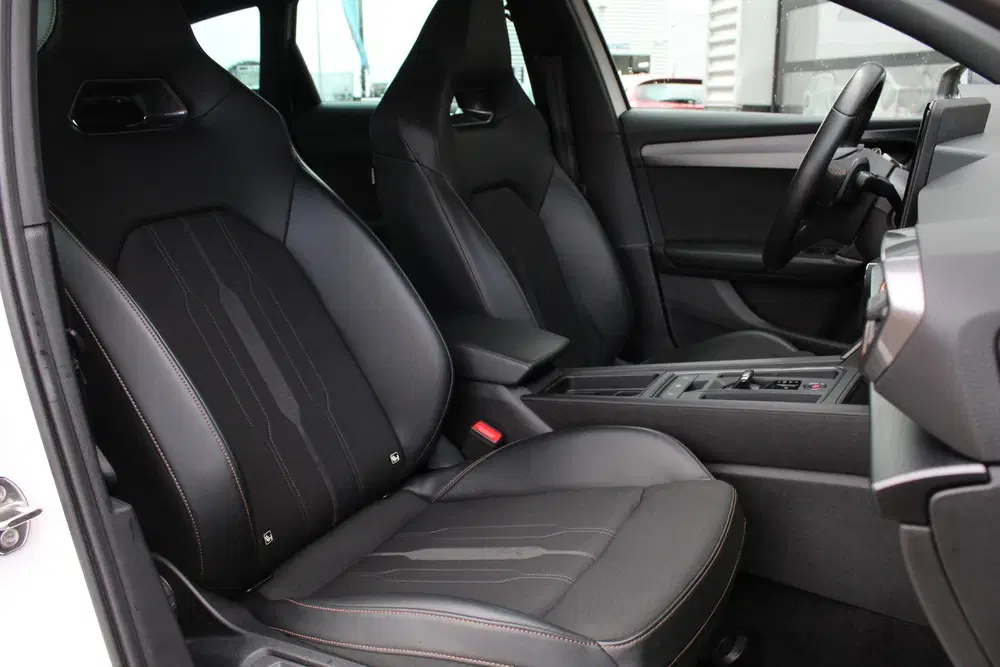 Cupra Leon 1.4 e-Hybrid VZ Adrenaline uit 2021, foto 10