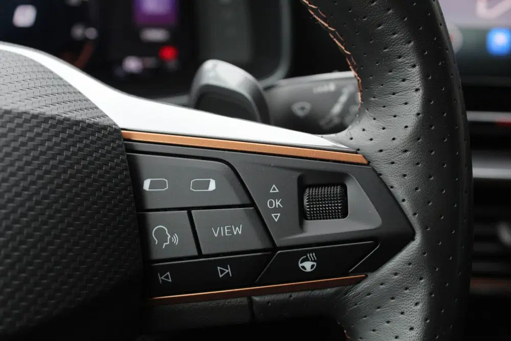 Cupra Leon 1.4 e-Hybrid VZ Adrenaline uit 2021, foto 15