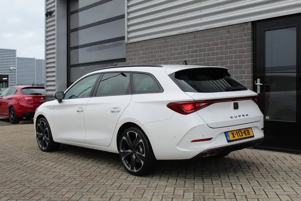 Cupra Leon 1.4 e-Hybrid VZ Adrenaline uit 2021, foto 7
