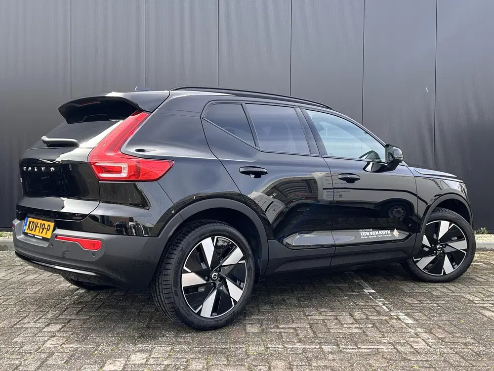 Volvo EX40 Single Motor Extended Range Plus 82 kWh Eu uit 2026, foto 2