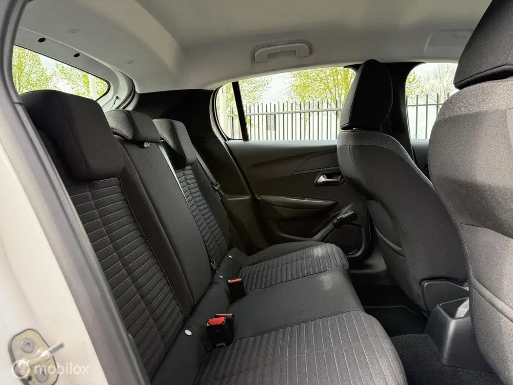 Peugeot 208 1.2 PureTech Active Carplay uit 2021, foto 10