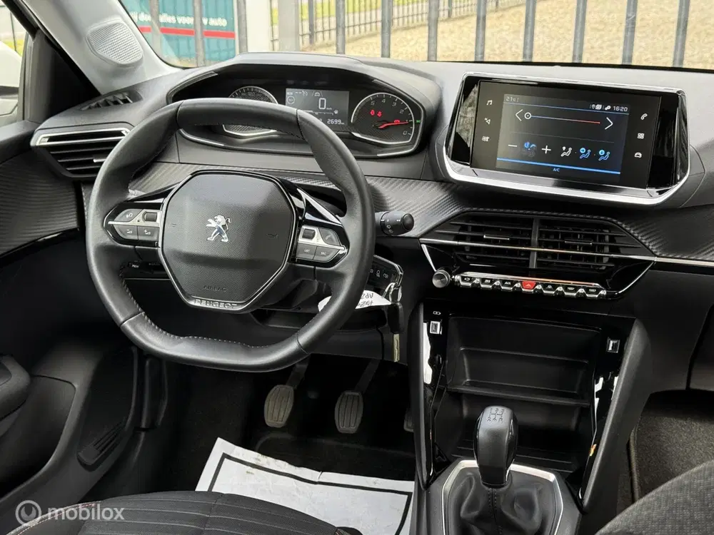Peugeot 208 1.2 PureTech Active Carplay uit 2021, foto 12
