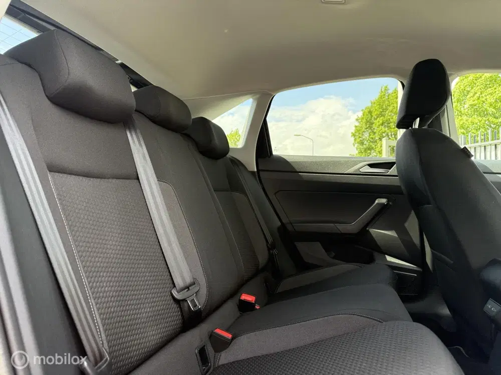 Volkswagen Taigo 1.0 TSI uit 2022, foto 10