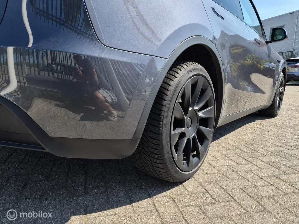 Tesla Model Y Long Range AWD 75 kWh SoH 92% uit 2021, foto 5