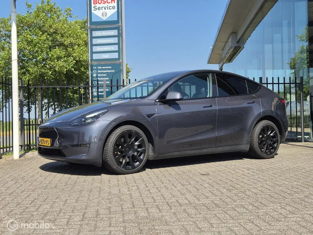 Tesla Model Y Long Range AWD 75 kWh SoH 92% uit 2021, foto 6