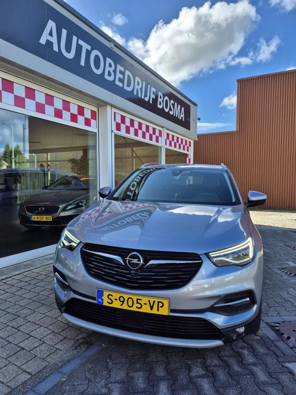 Opel Grandland 1.6 Turbo Hybrid Innovation uit 2020, foto 4