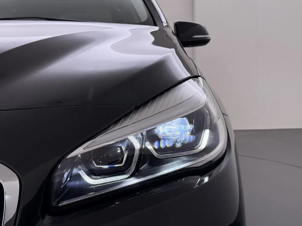 BMW 2-serie Active Tourer 218i Panoramadak uit 2022, foto 11