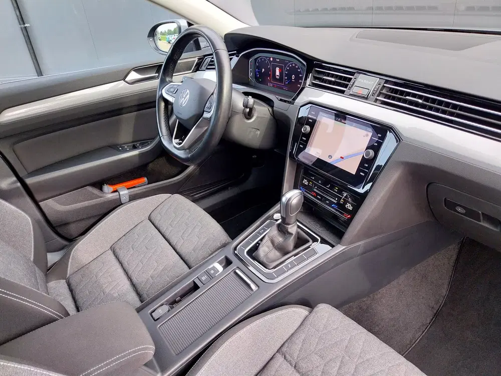 Volkswagen Passat 1.5 TSI 1e EIGENAAR VIRTUAL COCKPI uit 2023, foto 12