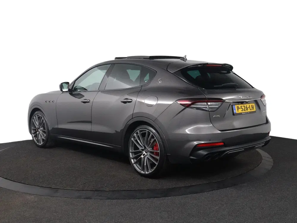 Maserati Levante 3.8 V8 GTS uit 2021, foto 10