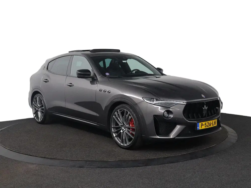 Maserati Levante 3.8 V8 GTS uit 2021, foto 2