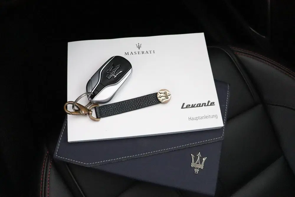 Maserati Levante 3.8 V8 GTS uit 2021, foto 9