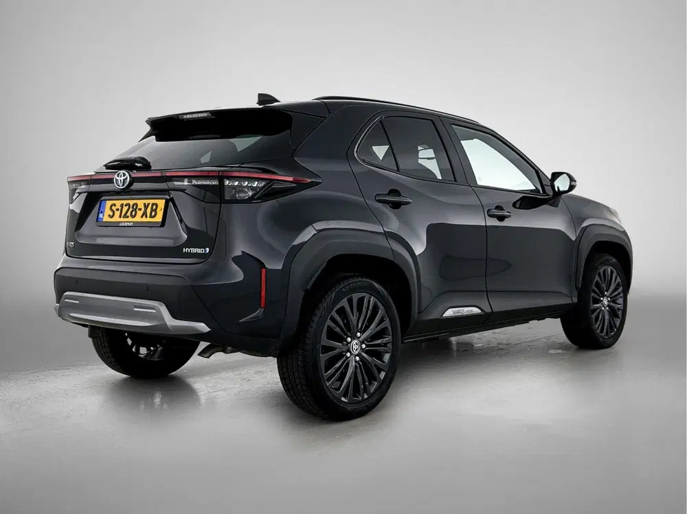 Toyota Yaris Cross 1.5 Hybrid Adventure uit 2023, foto 2