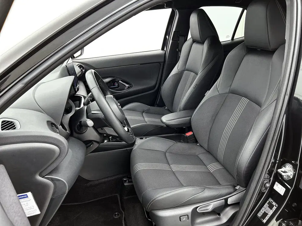 Toyota Yaris Cross 1.5 Hybrid Adventure uit 2023, foto 8