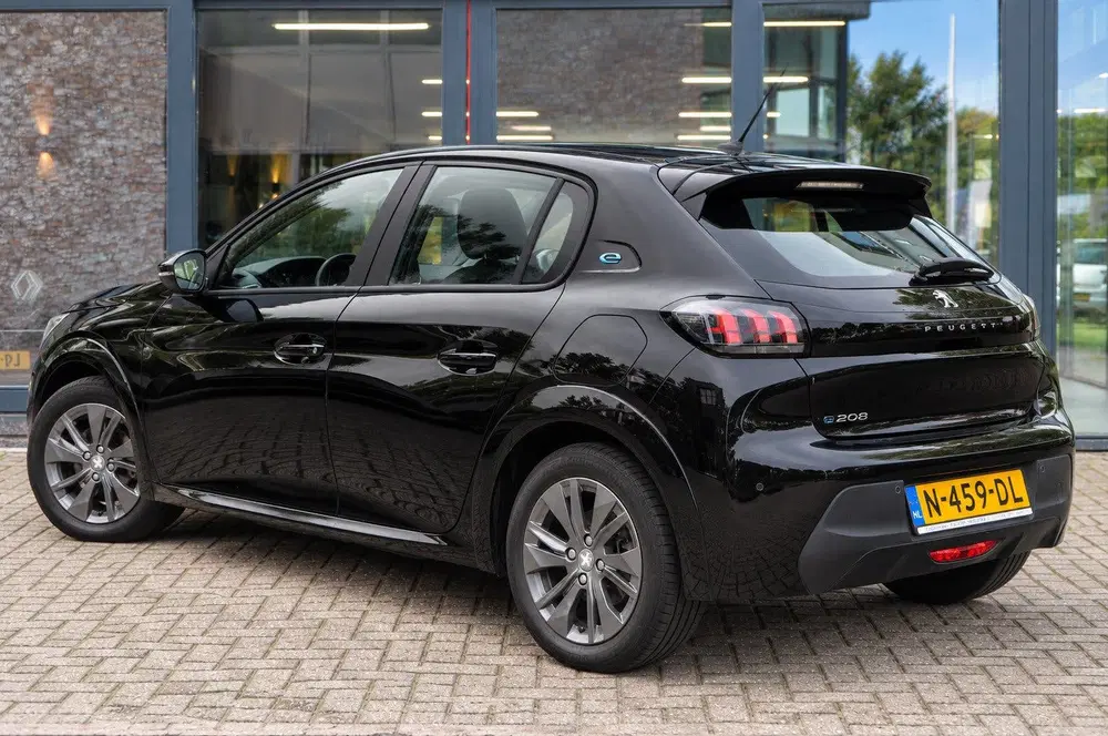 Peugeot 208 EV Active Pack 50 kWh uit 2021, foto 3