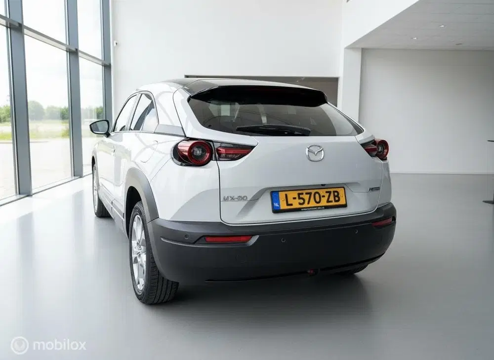Mazda MX-30 e-SkyActiv 145 uit 2021, foto 8