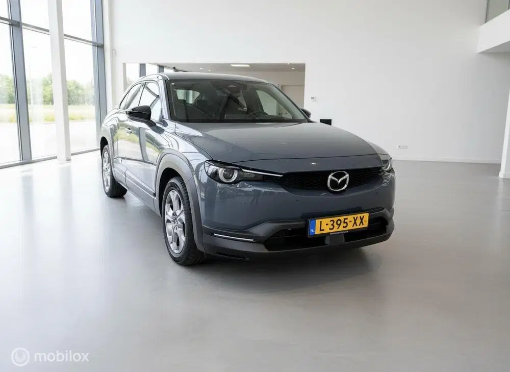 Mazda MX-30 e-SkyActiv 145 36 kWh uit 2021, foto 13