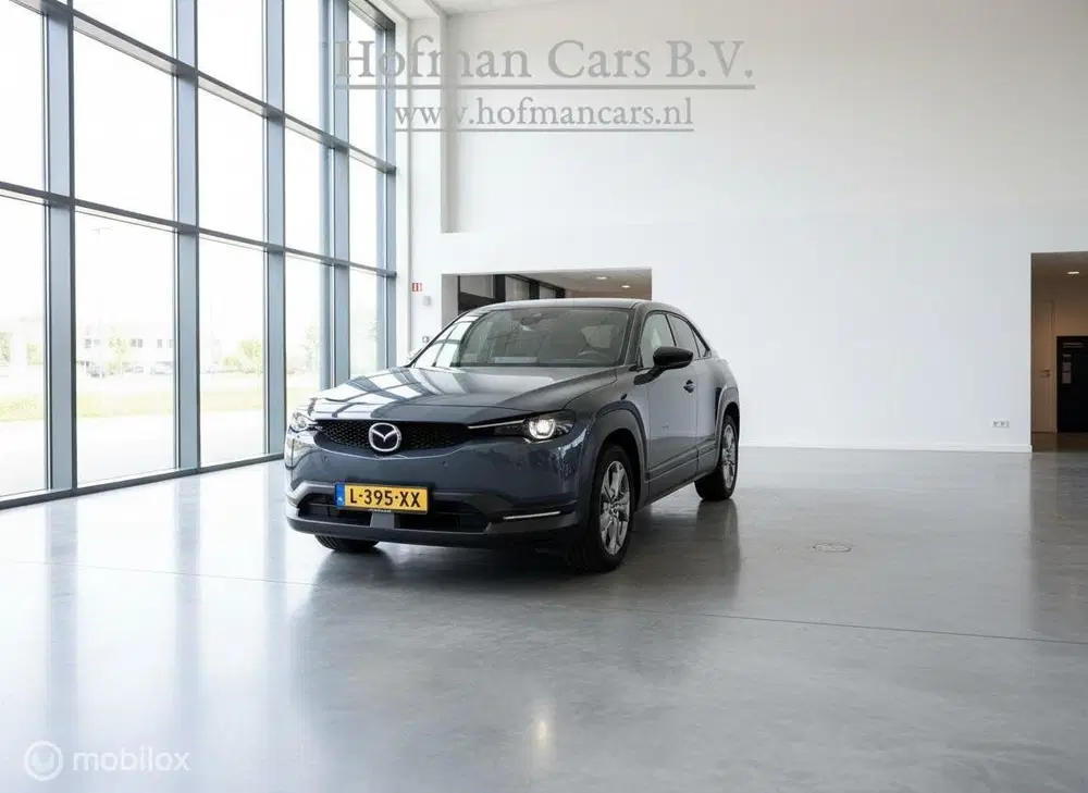 Mazda MX-30 e-SkyActiv 145 36 kWh uit 2021, foto 2
