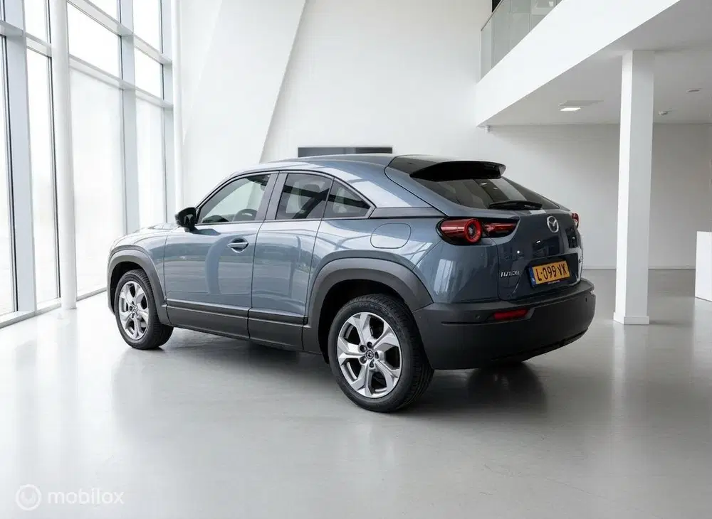 Mazda MX-30 e-SkyActiv 145 36 kWh uit 2021, foto 6