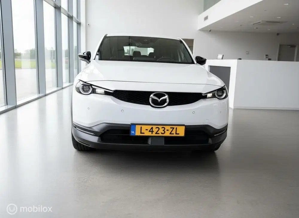 Mazda MX-30 e-SkyActiv 145 uit 2021, foto 14