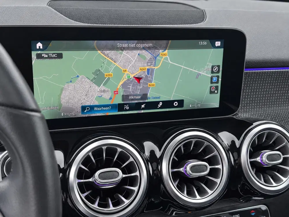 Mercedes-Benz GLB 200 Business Solution Luxury uit 2021, foto 13