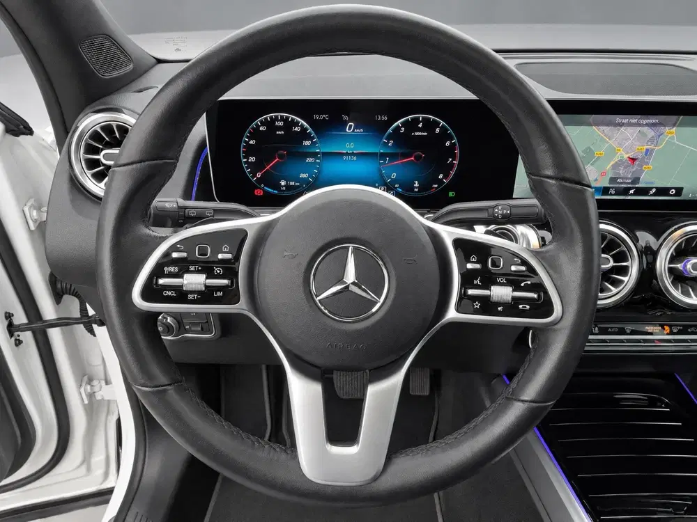 Mercedes-Benz GLB 200 Business Solution Luxury uit 2021, foto 9