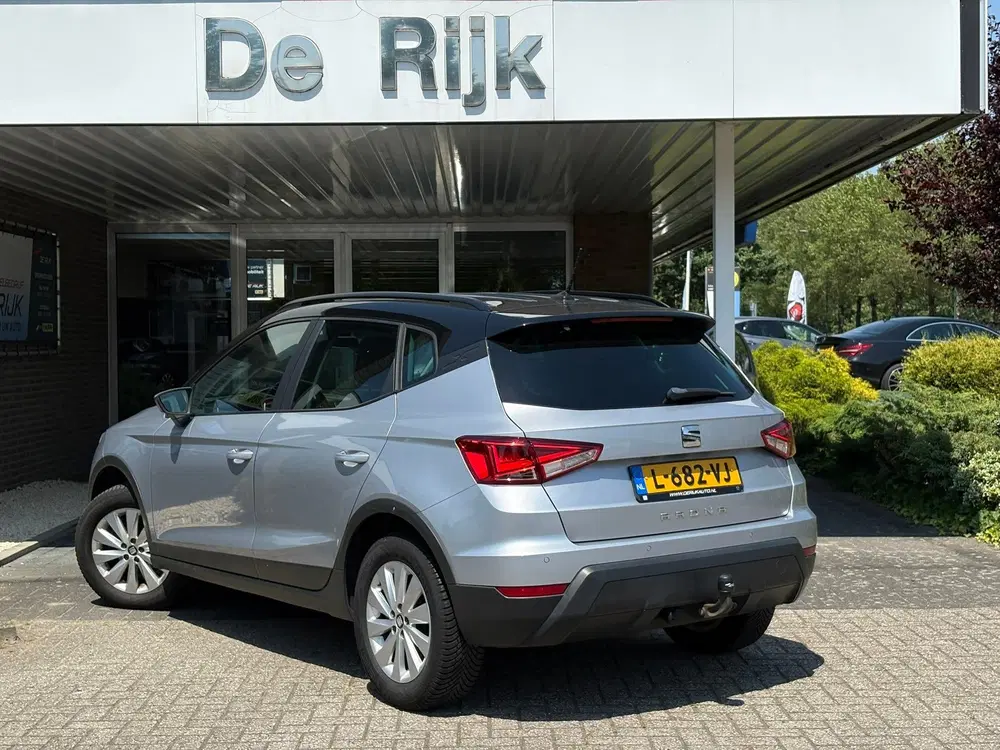 SEAT Arona 1.0 TSI Style Business Intense uit 2019, foto 3