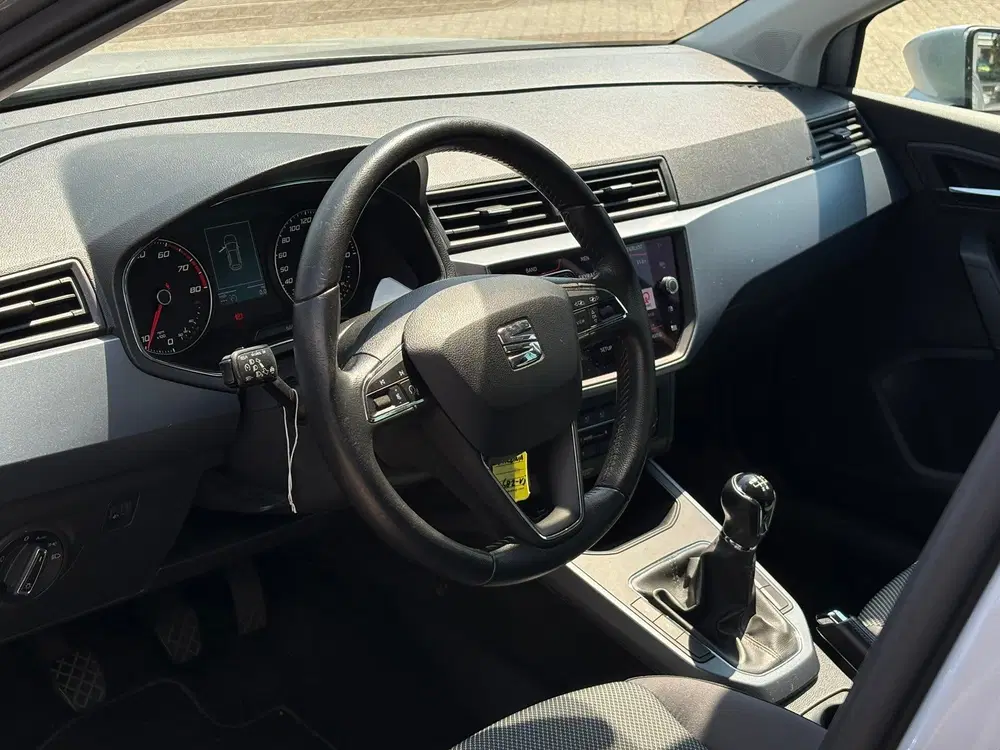 SEAT Arona 1.0 TSI Style Business Intense uit 2019, foto 7