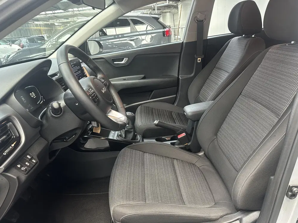 Kia Stonic 1.0 T-GDi MHEV DynamicLine uit 2025, foto 2