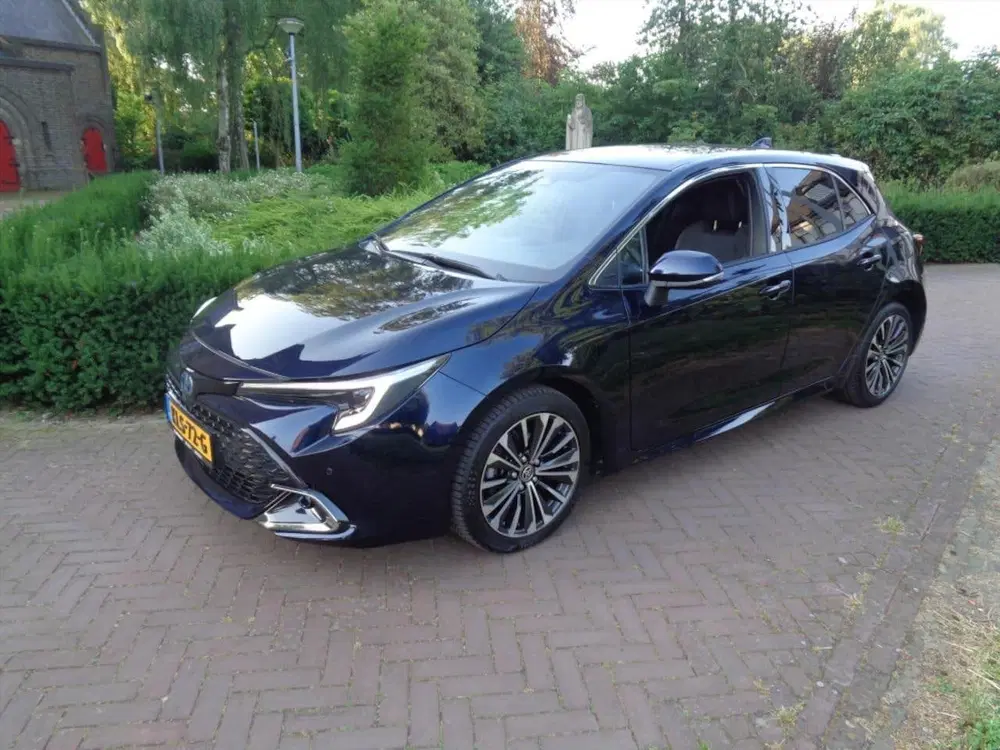 Toyota Corolla Hybrid 140 Business Plus uit 2023