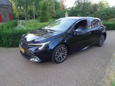 Toyota Corolla Hybrid 140 Business Plus uit 2023