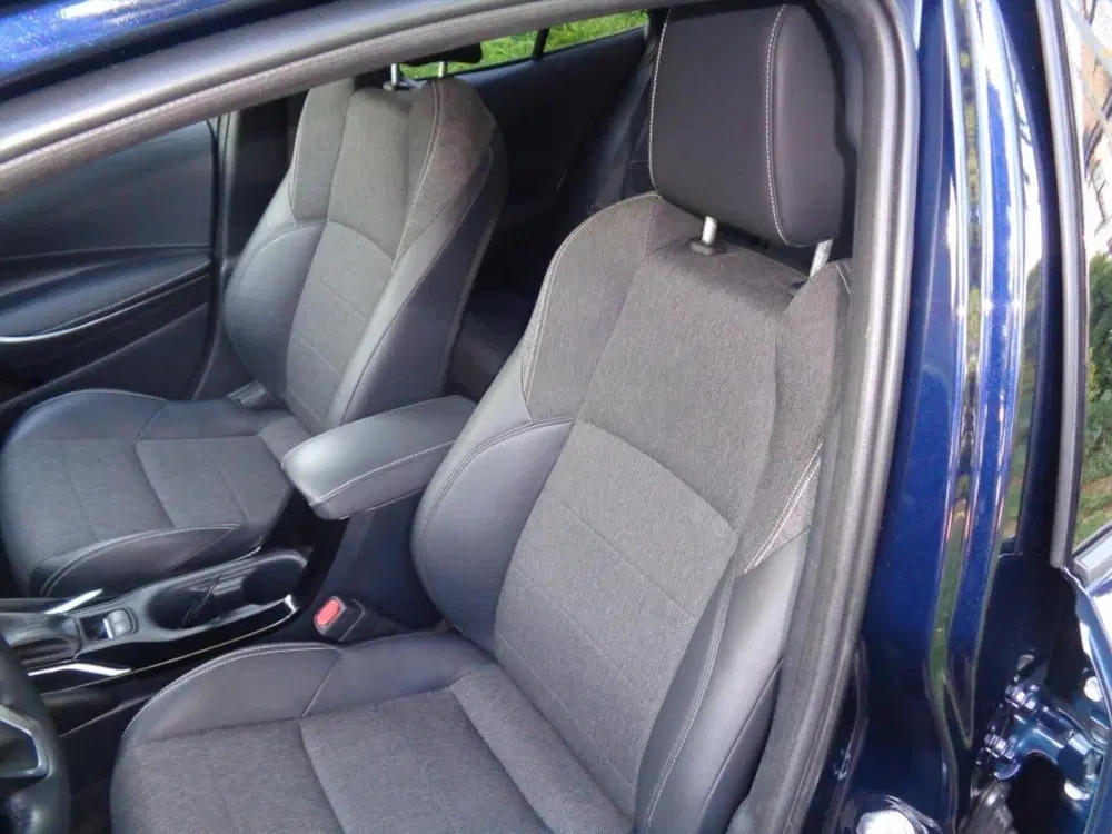 Toyota Corolla Hybrid 140 Business Plus uit 2023, foto 12