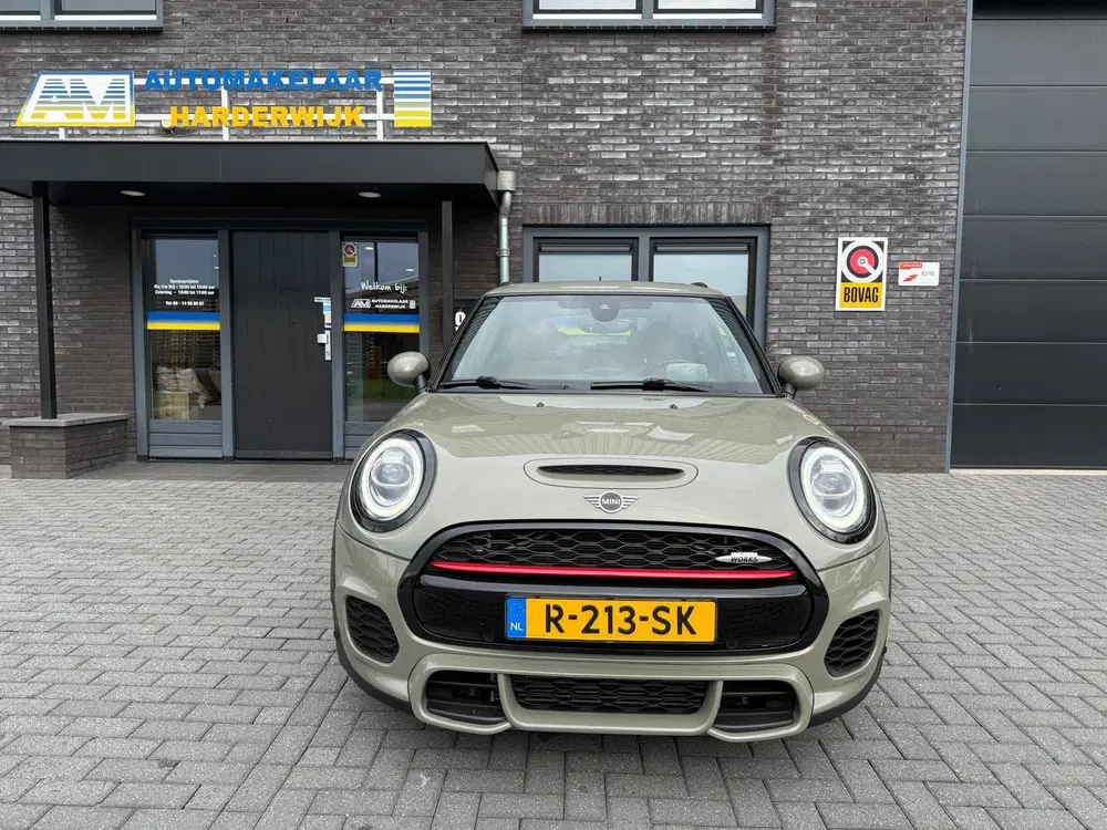Mini John Cooper Works 2.0 John Cooper Works Chili uit 2019, foto 2