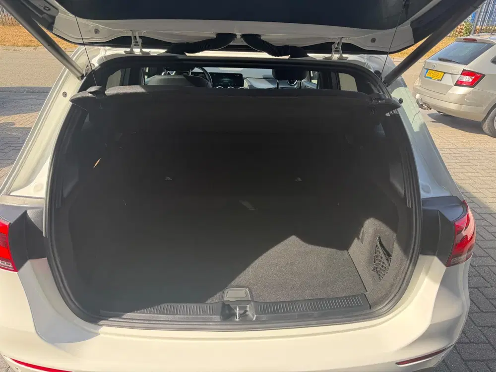 Mercedes-Benz B-Klasse 200 Business Solution Luxury uit 2021, foto 12
