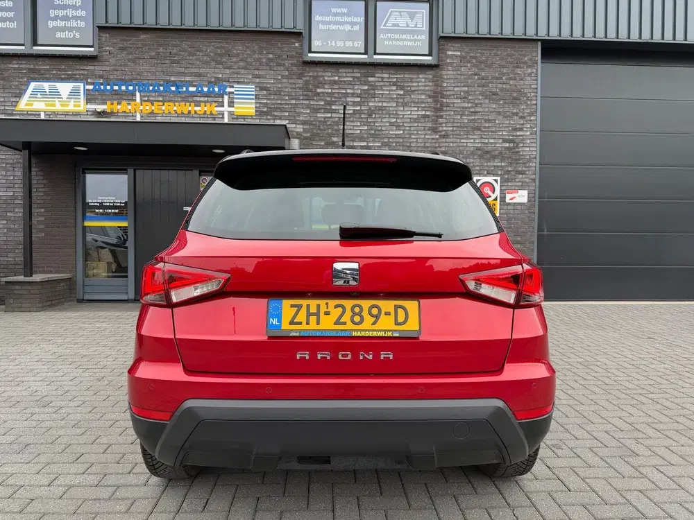 SEAT Arona 1.0 TSI Style Business Intense uit 2019, foto 6