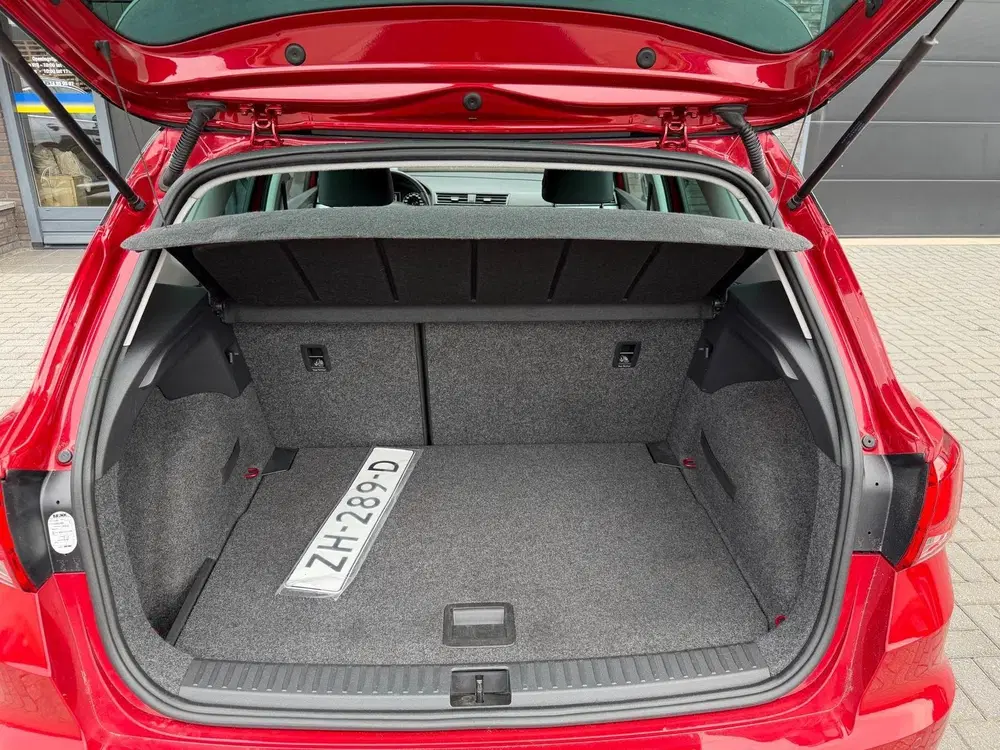 SEAT Arona 1.0 TSI Style Business Intense uit 2019, foto 9