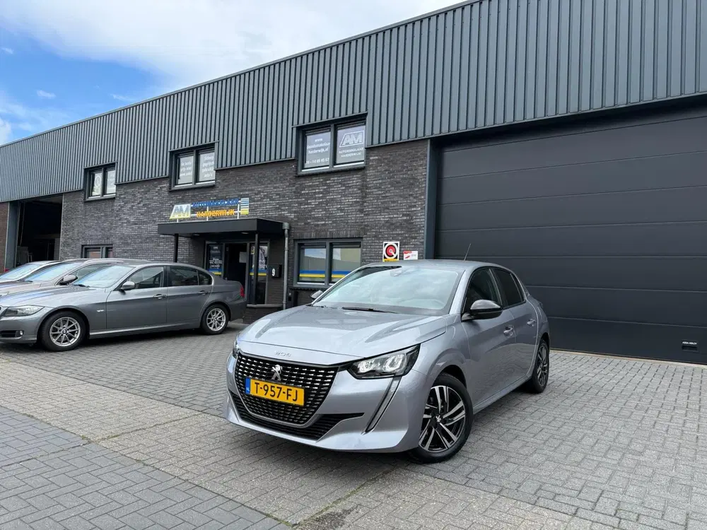 Peugeot 208 75PK Style uit 2023, foto 2