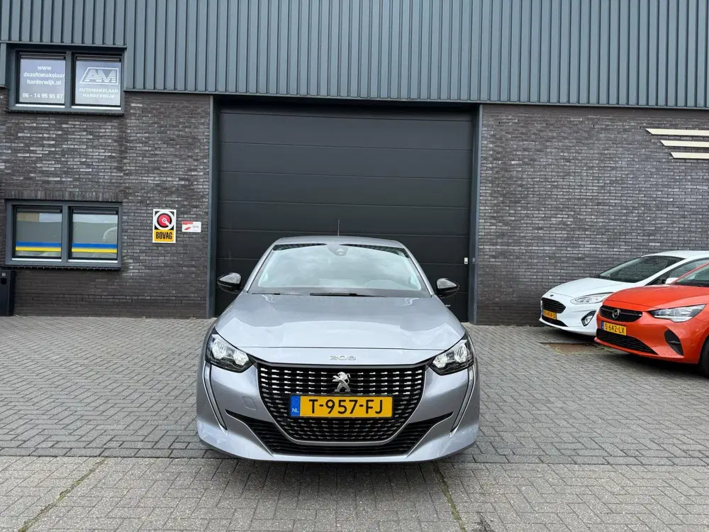 Peugeot 208 75PK Style uit 2023, foto 3