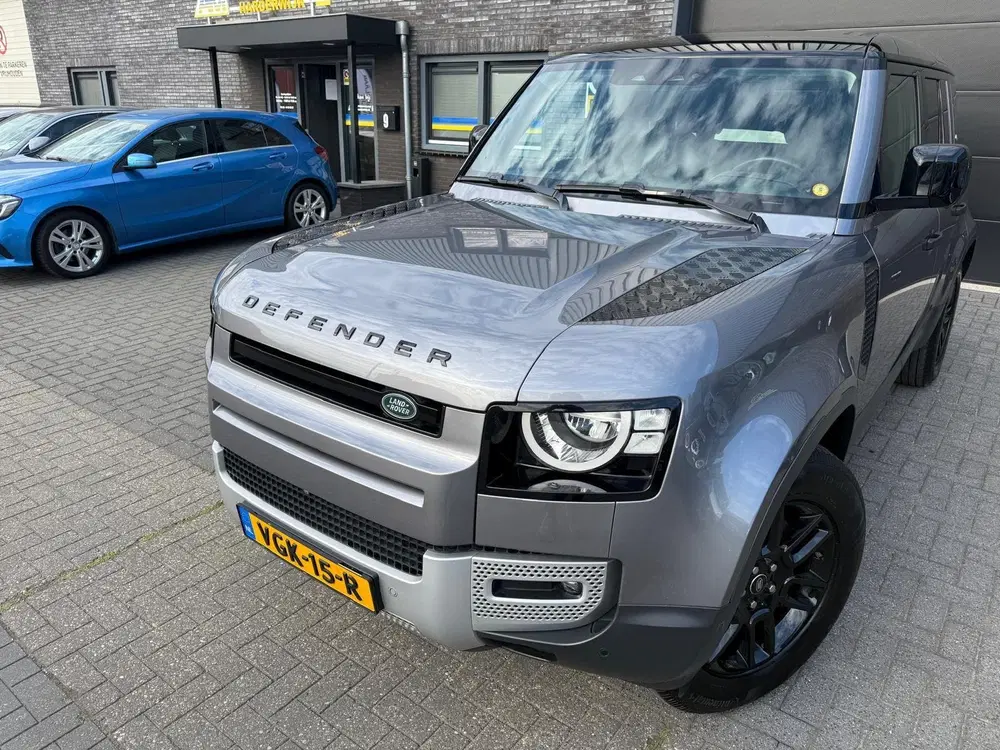 Land Rover Defender 2.0 D240 110 S uit 2020, foto 14