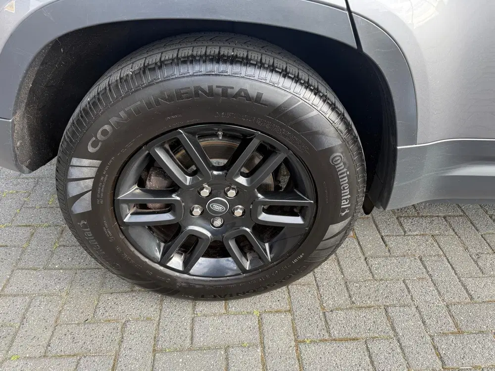 Land Rover Defender 2.0 D240 110 S uit 2020, foto 15