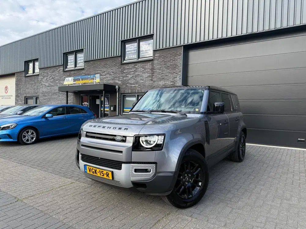 Land Rover Defender 2.0 D240 110 S uit 2020, foto 2