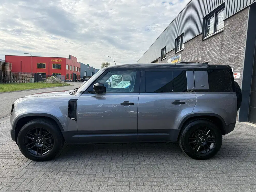 Land Rover Defender 2.0 D240 110 S uit 2020, foto 9