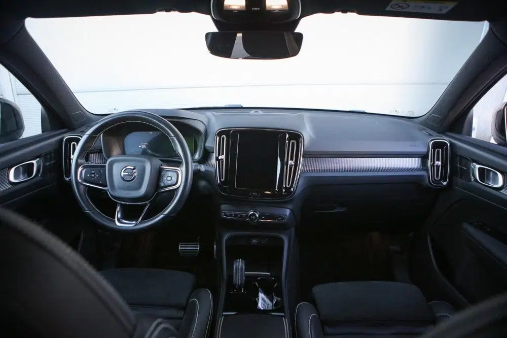 Volvo XC40 Recharge P8 AWD uit 2020, foto 13