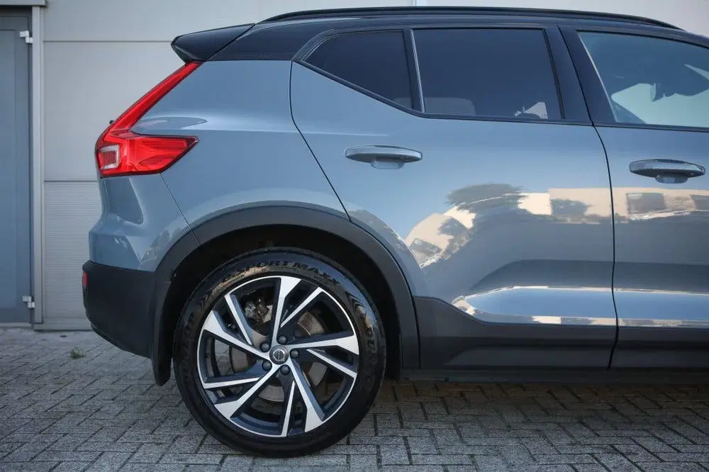 Volvo XC40 Recharge P8 AWD uit 2020, foto 5